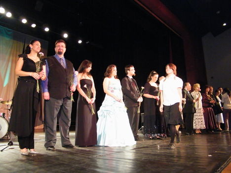 Elől Dócs József, Budai Beátrix, Dr Fehér Eszter B.Lakatos György, Smidéliusz Éva 2010 06 27Vasárnap