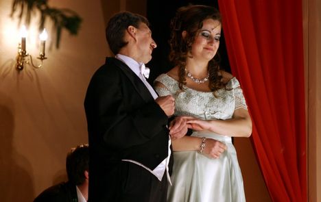 "Ígérje meg, Feri bácsi, hogy megírja azt a regényt!"