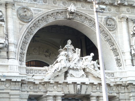 P1020111