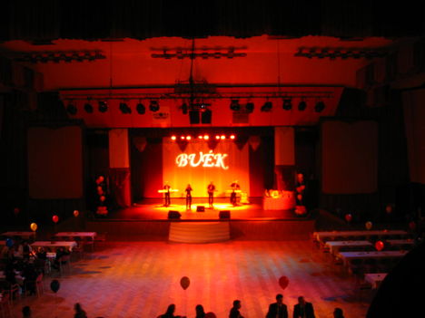 2010 Szilveszter, Agora