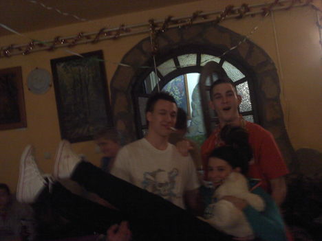 Happpy Bday Kittyke<3