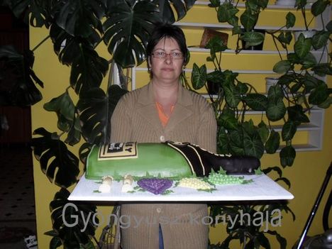 pezsgősüveg torta