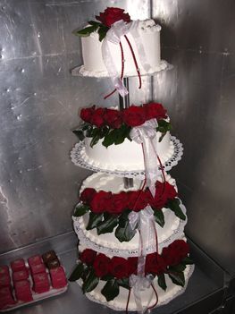 esküvői torta díszítés