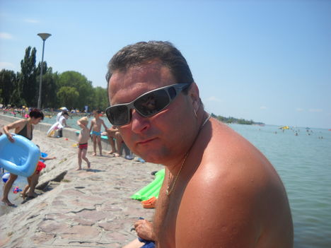 család 2