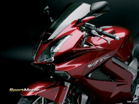 honda_vfr_09