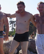 1121692_9503_profile