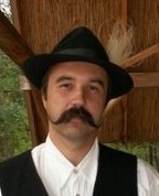 1100032_7990_profile