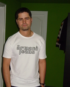 141892_68128_profile