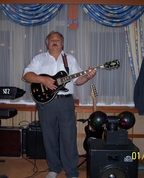 1559872_4661_profile