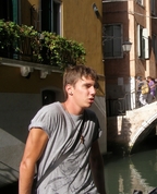 1005419_5748_profile