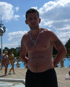 1071390_3887_profile