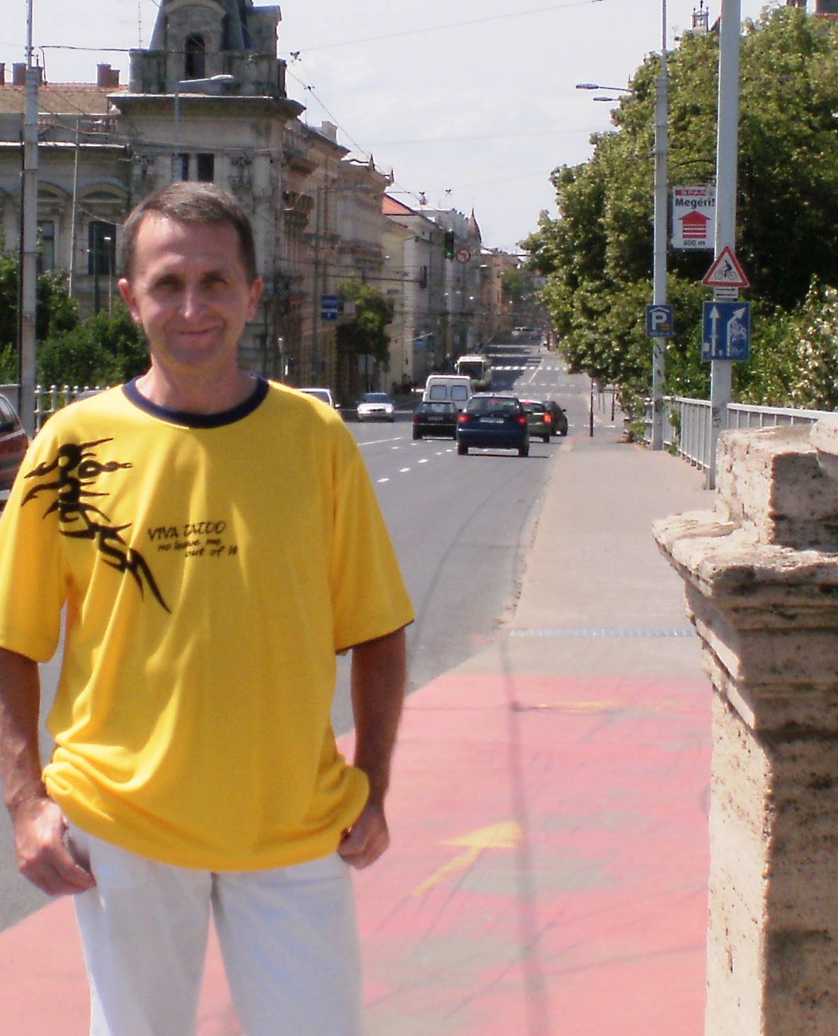 1075624_1143_profile