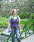 221577_27806_profile