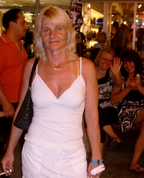 225203_51624_profile