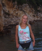 252181_89928_profile
