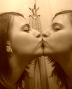 433898_23745_profile
