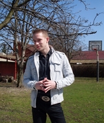 442282_74723_profile