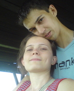 443738_98548_profile