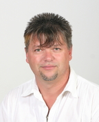 447943_42773_profile