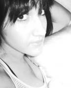 447946_27745_profile