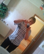 440929_99187_profile