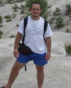 464144_94582_profile