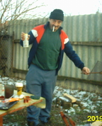 464244_83176_profile