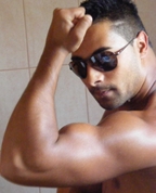 484379_71108_profile