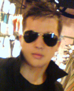 488967_15546_profile