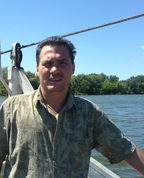 515170_82434_profile