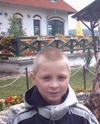554625_98799_profile