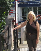 555396_54634_profile