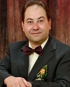 555845_99052_profile