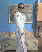 565969_39858_profile