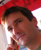 566146_98587_profile
