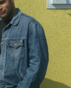 566318_15172_profile
