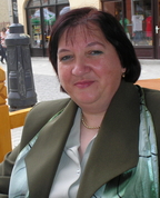 611761_98452_profile