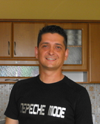655071_16825_profile
