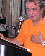 787387_13975_profile