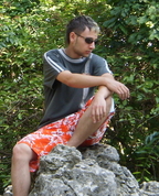 818376_83557_profile