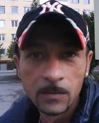 828985_76118_profile