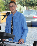877454_74318_profile