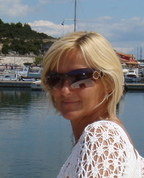 879422_60414_profile