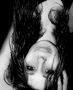 943271_79330_profile