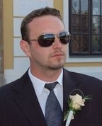 957963_48119_profile