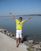 907682_14129_profile