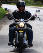 995977_37294_profile