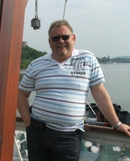 996544_61960_profile